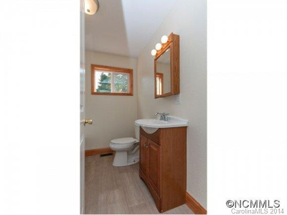 105 TRAVIS STREET - Photo 10