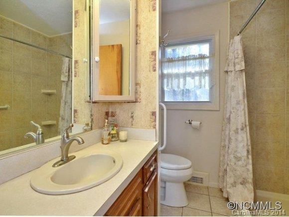32 WHITE PINE DRIVE - Photo 9