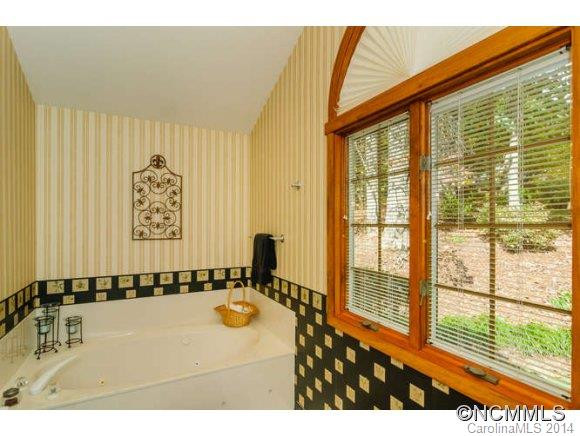 4150 Laurel Park Highway - Photo 20