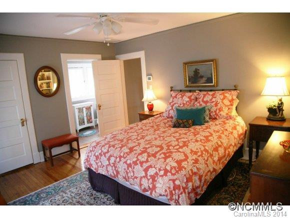 16 Cullowhee Street - Photo 11