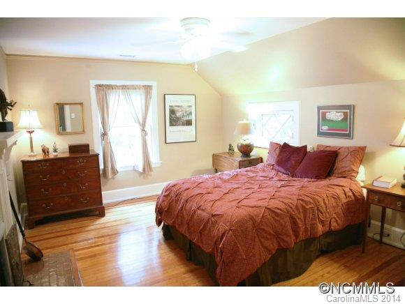 16 Cullowhee Street - Photo 12