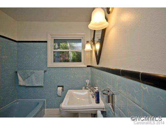 523 Rhododendron Ave - Photo 9