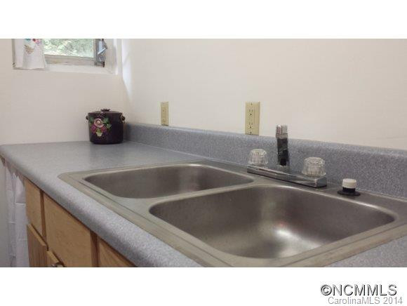 201 Rainbow Lake Drive - Photo 7