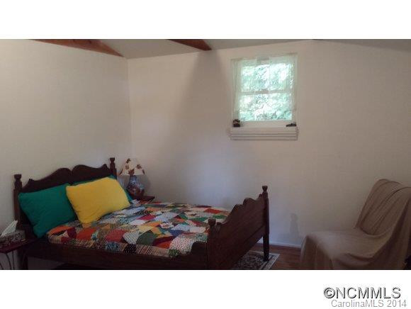 201 Rainbow Lake Drive - Photo 8