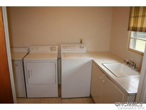 250 SMITH GROVE ROAD - Photo 11