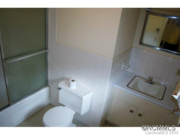 250 SMITH GROVE ROAD - Photo 7