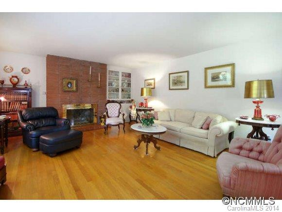 210 Providence Road - Photo 2