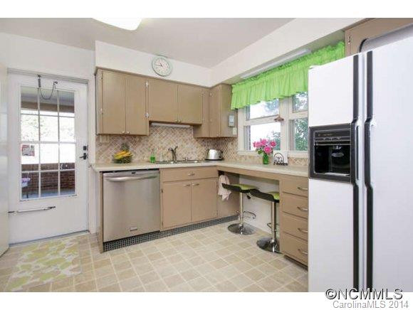 210 Providence Road - Photo 6