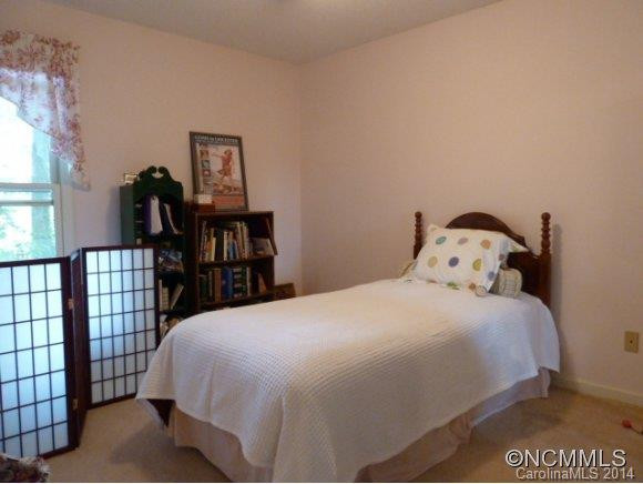 6 Holly Ridge Court - Photo 12