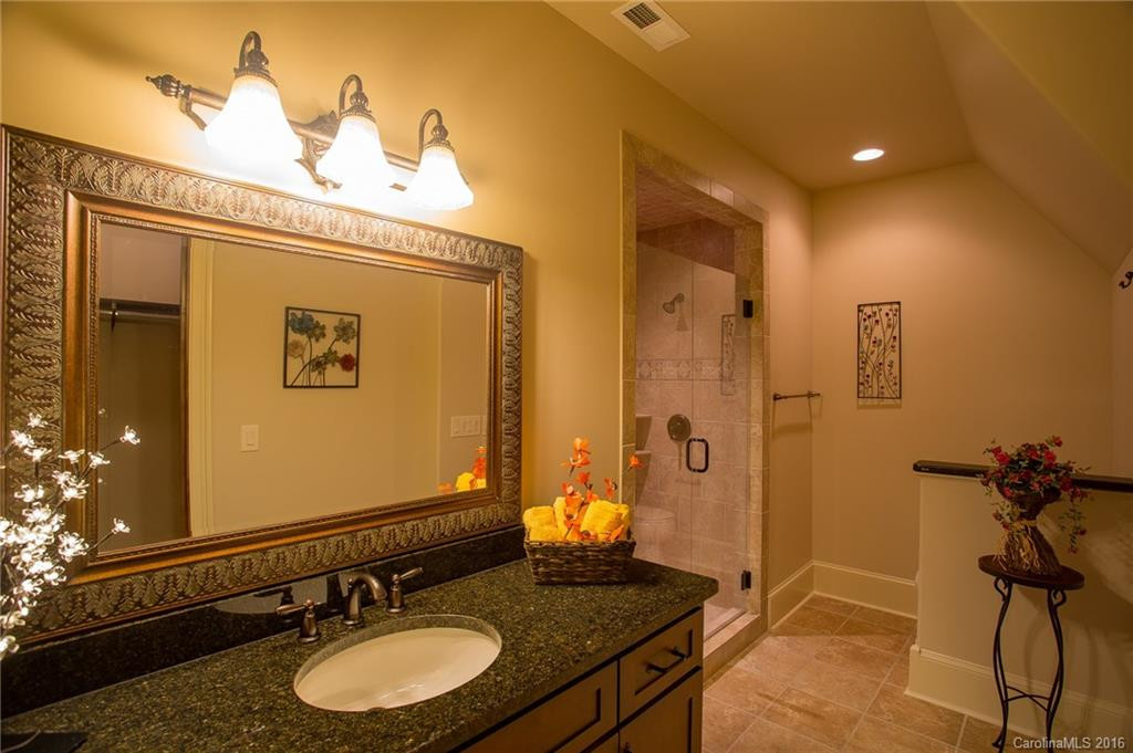 82 Running Creek Trail - Photo 12
