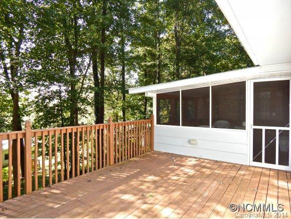92 Hemlock Street - Photo 16