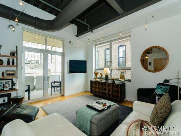 12 SOUTH LEXINGTON AVENUE #300 - Photo 2