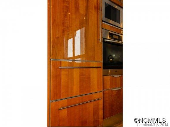 12 SOUTH LEXINGTON AVENUE #300 - Photo 14