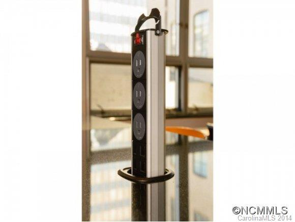 12 SOUTH LEXINGTON AVENUE #300 - Photo 17