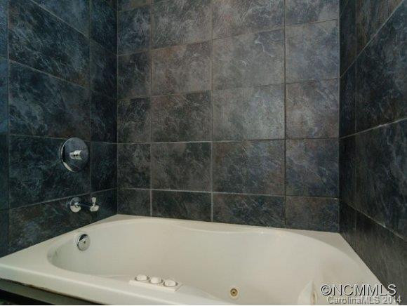 12 SOUTH LEXINGTON AVENUE #300 - Photo 21