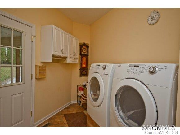 1023 Ashe Bridge Road - Photo 17