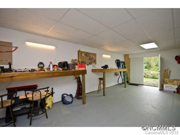 1023 Ashe Bridge Road - Photo 21