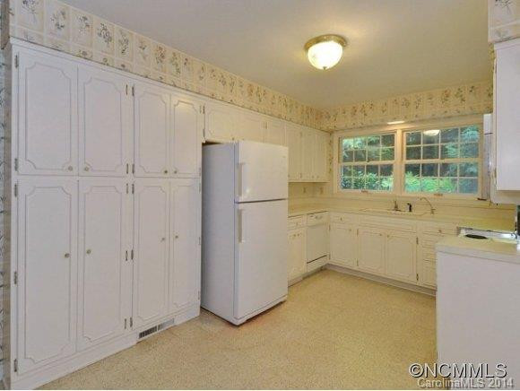 1 FRITH DRIVE - Photo 10