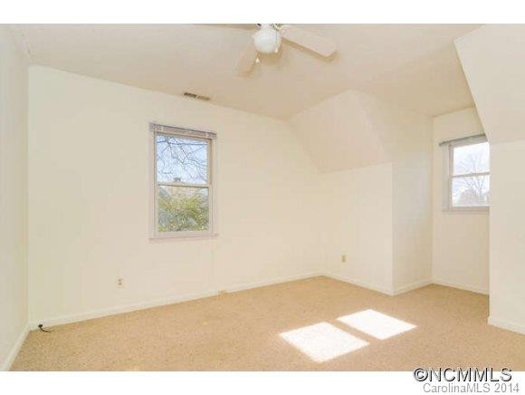 85 Baker Avenue - Photo 17
