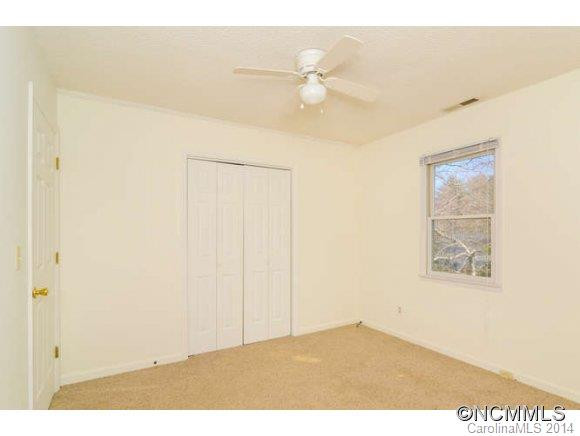 85 Baker Avenue - Photo 18