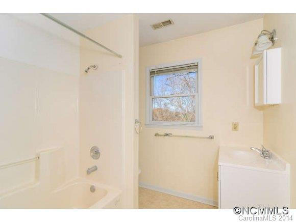 85 Baker Avenue - Photo 19