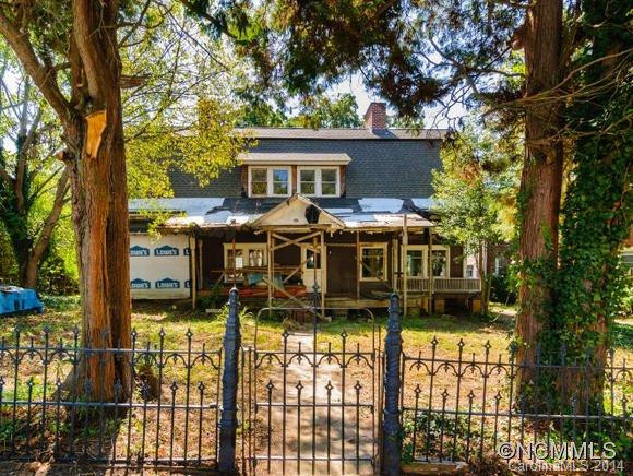 207 Hillside