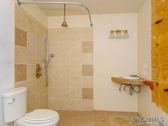 207 Hillside - Photo 9