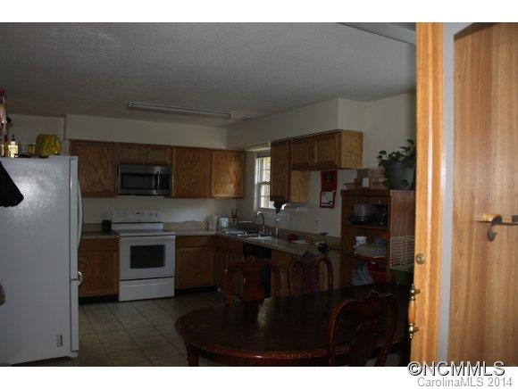 4750 Gwaltney Rd - Photo 3