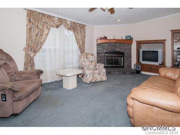 360 Rovingwood Drive - Photo 14