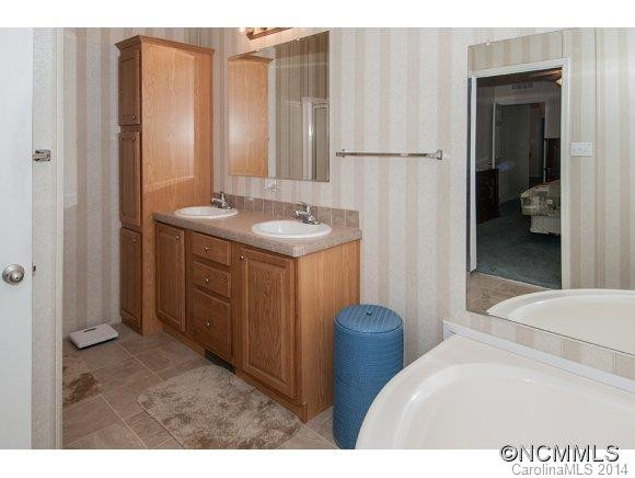360 Rovingwood Drive - Photo 17
