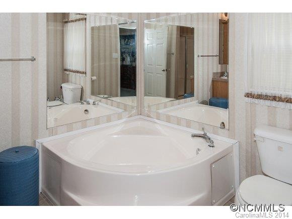 360 Rovingwood Drive - Photo 18