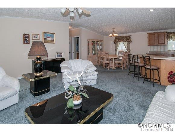 360 Rovingwood Drive - Photo 5