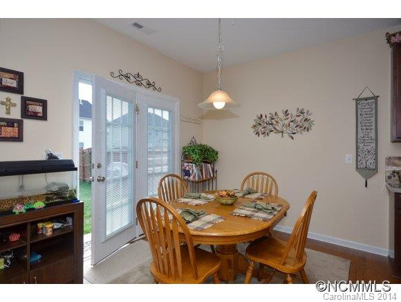 222 HAW RIVER ROAD - Photo 5