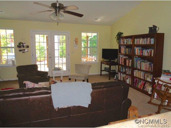 296 N Crab Meadow Drive - Photo 4
