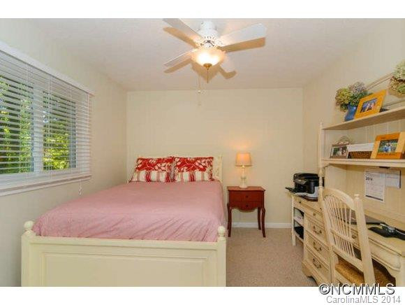 27 Hickory Hills Drive - Photo 16