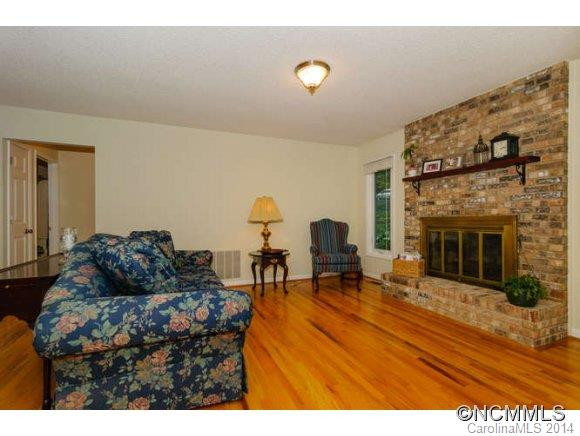 27 Hickory Hills Drive - Photo 7
