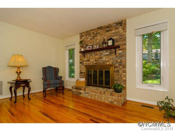 27 Hickory Hills Drive - Photo 8