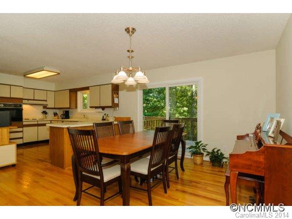 27 Hickory Hills Drive - Photo 10