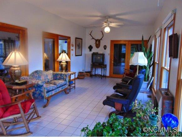 361 Dillingham Circle - Photo 10