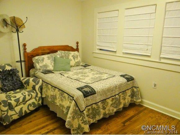 395 Sycamore Drive - Photo 11