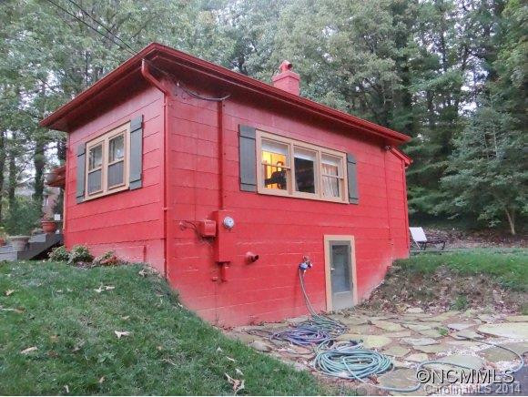 395 Sycamore Drive - Photo 18