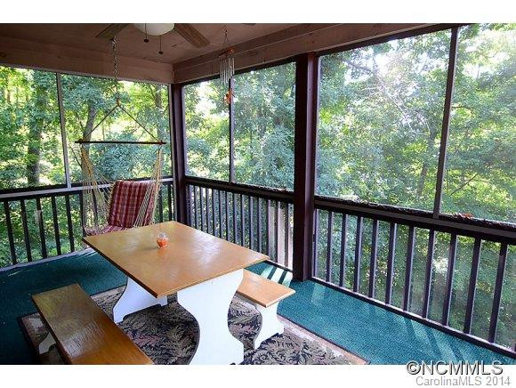 90 West Holly Ridge Drive - Photo 2