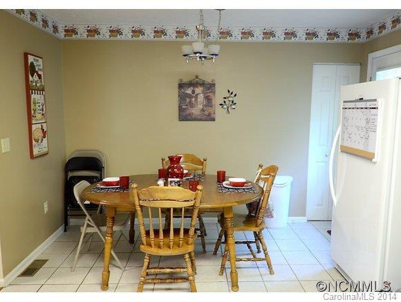 90 West Holly Ridge Drive - Photo 5