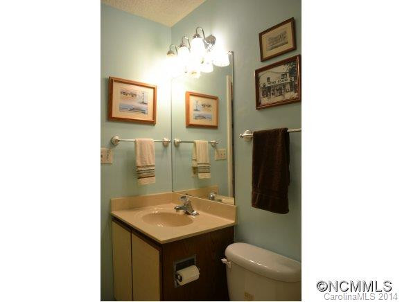 2001 Abbey Circle - Photo 11
