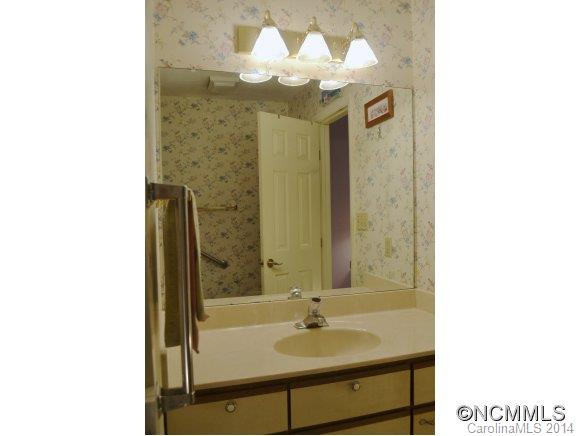 2001 Abbey Circle - Photo 13