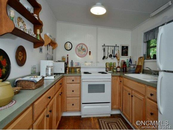 33 THOMASVILLE LANE - Photo 6