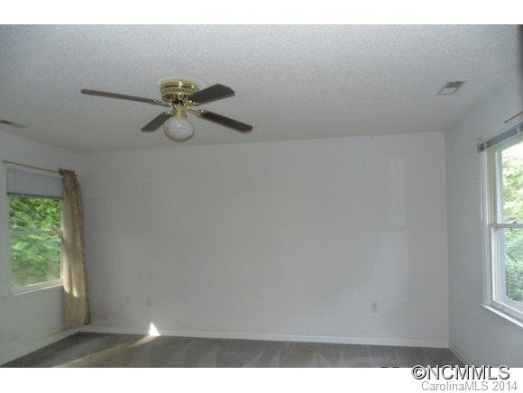 108 Overbrook Drive - Photo 5