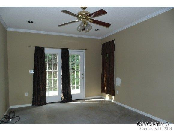 108 Overbrook Drive - Photo 6