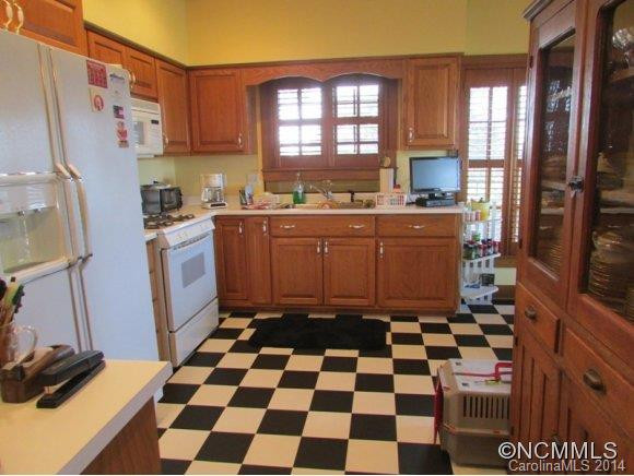 1636 Little Mountain Road - Photo 4
