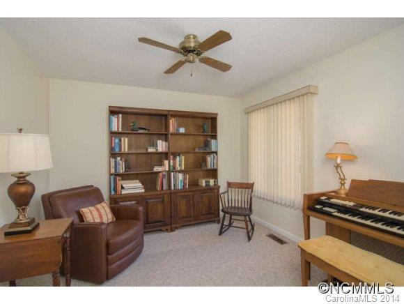 109 Clubwood Ct - Photo 11